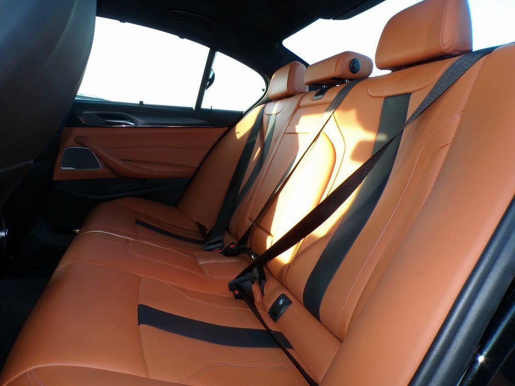 2022 BMW M5 Base
