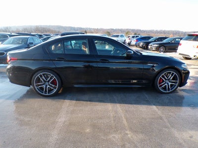 2022 BMW M5 Base