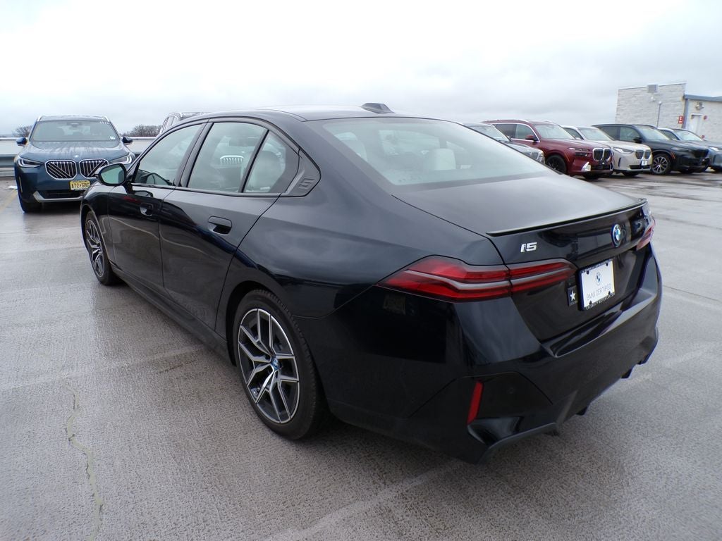 2025 BMW i5 xDrive40