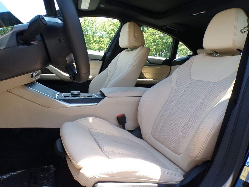 2025 BMW i4 xDrive40