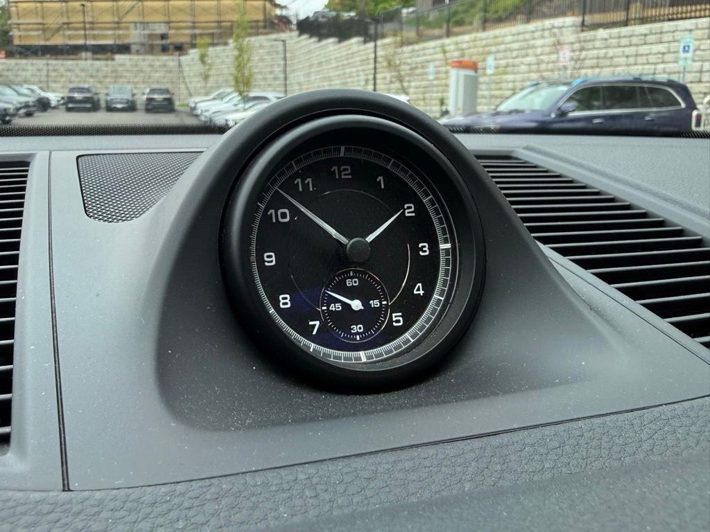 2023 Porsche Macan S