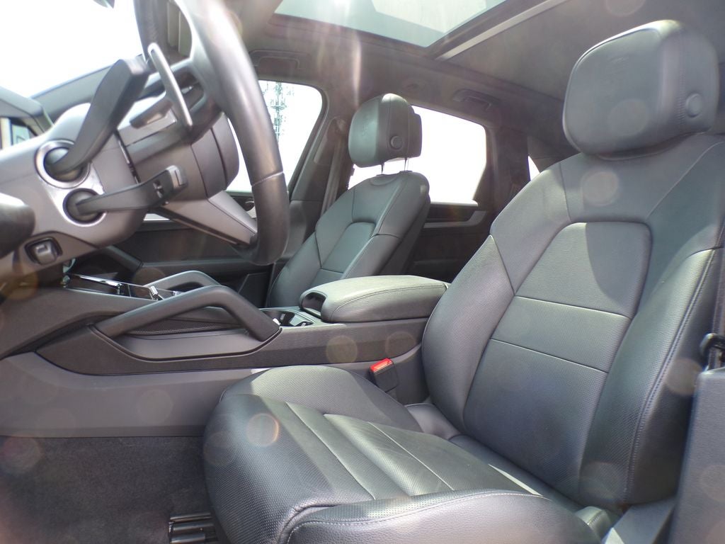 2024 Porsche Cayenne S