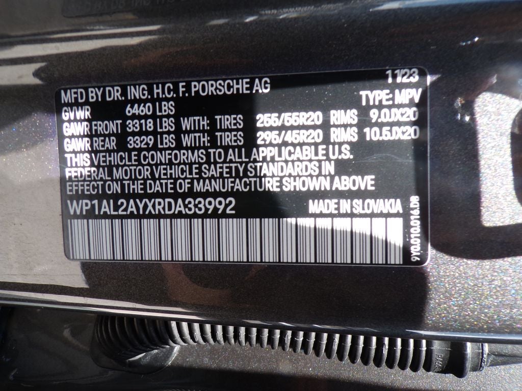 2024 Porsche Cayenne S