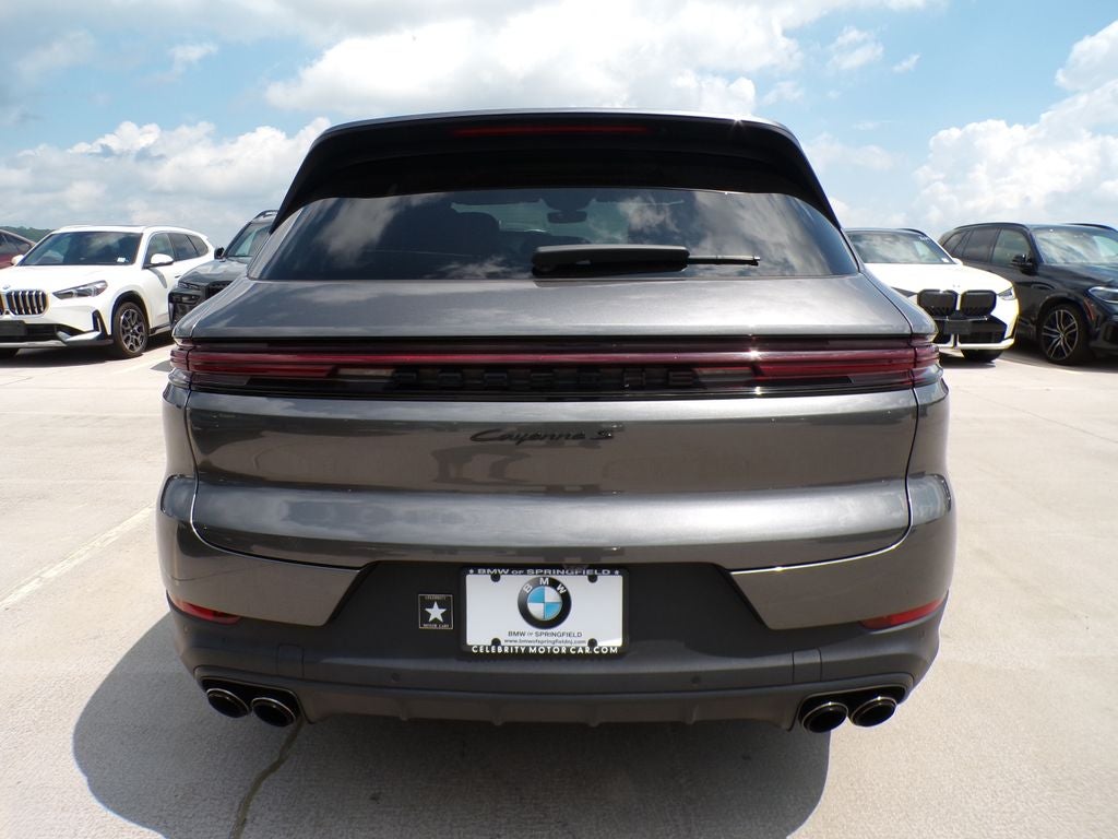 2024 Porsche Cayenne S