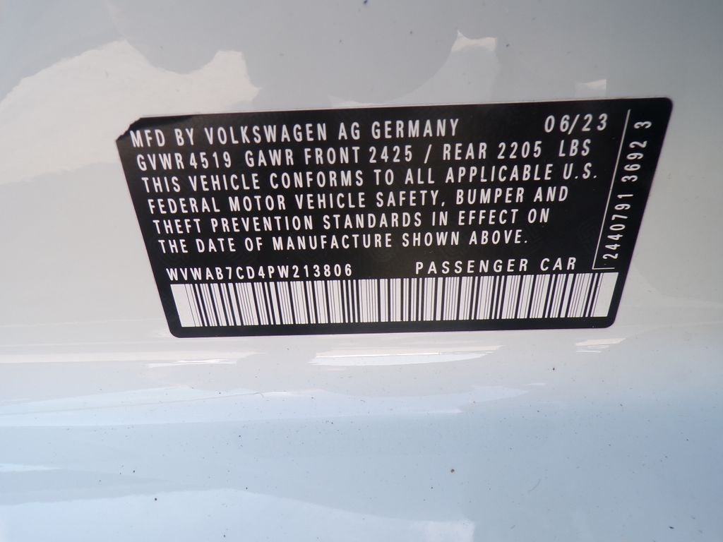2023 Volkswagen Golf R 2.0T