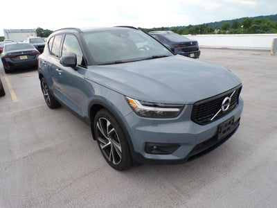 2021 Volvo XC40 R-Design