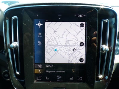 2021 Volvo XC40 R-Design