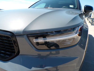 2021 Volvo XC40 R-Design