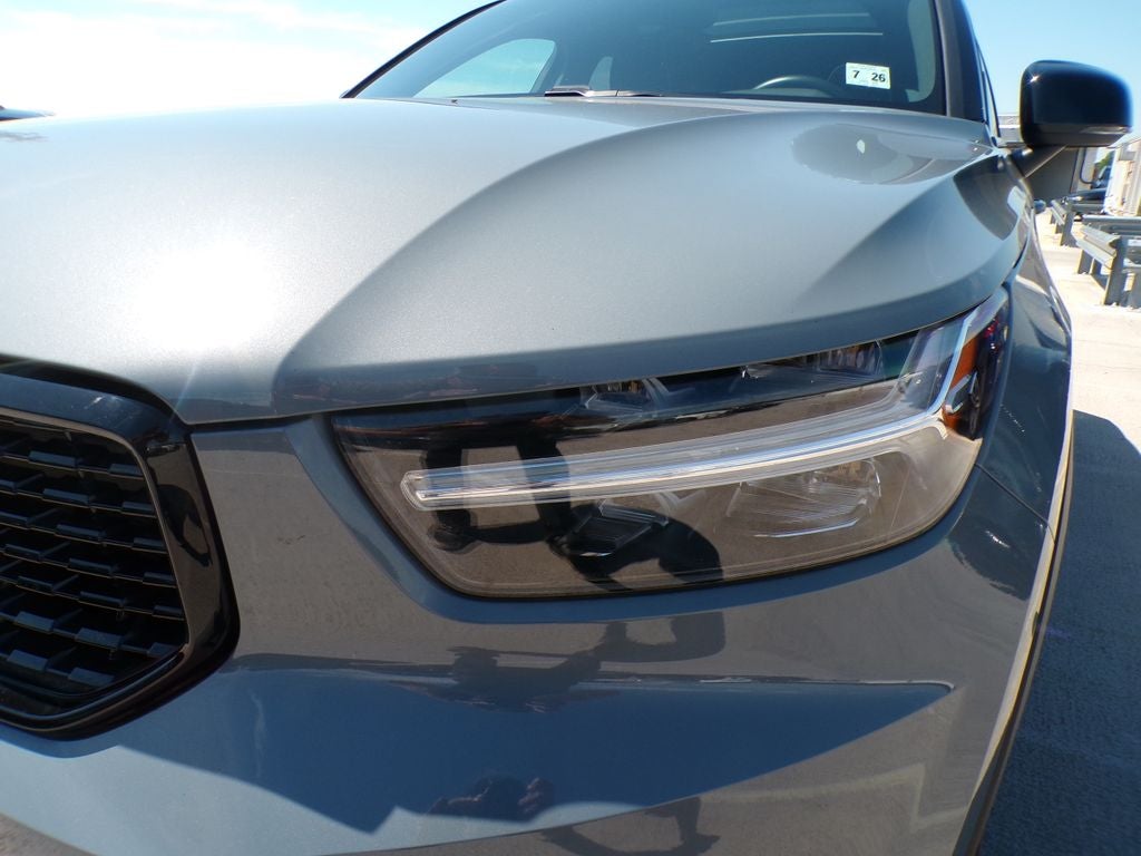 2021 Volvo XC40 R-Design