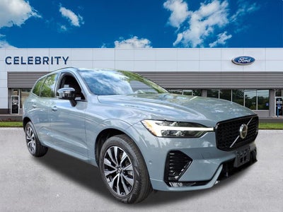 2023 Volvo XC60 B5 Plus Dark Theme