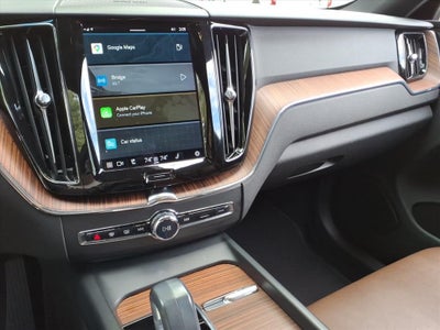 2023 Volvo XC60 B5 Plus Dark Theme