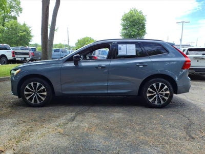 2023 Volvo XC60 B5 Plus Dark Theme